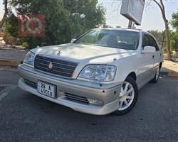 تۆیۆتا کراون